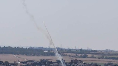 İsrail Gazze'yi vurdu: 1 Filistinli öldü