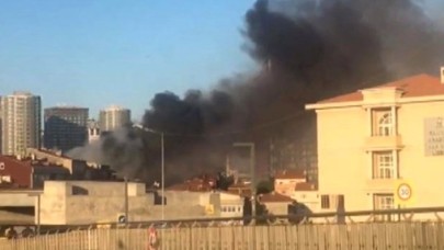 İstanbul'da bir binada çıkan yangın 4 binaya daha sıçradı: 2 ölü,  4 yaralı