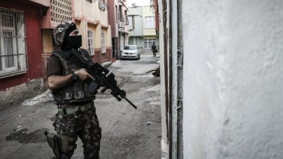 İzmir'de PKK/KCK operasyonu: 8 gözaltı