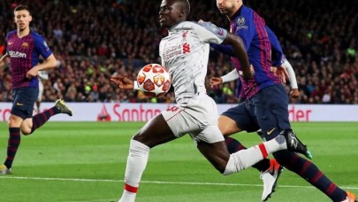 Liverpool'dan tarihi zafer