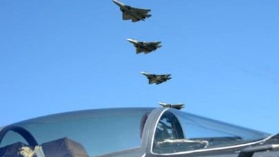 Putin’e Hipersonik Kinjal füzesiyle donatılan MiG-31 uçağı tanıtıldı