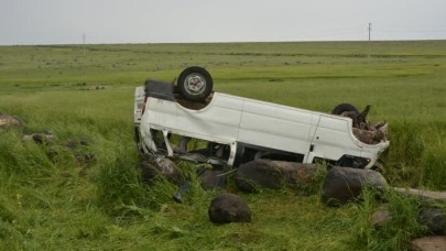 Şanlıurfa'da yolcu minibüsü devrildi: Çok sayıda yaralı
