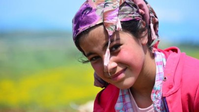 Tarım işçisi çocuklar okula devam etmek istiyor