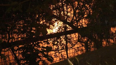 Ümraniye'de seramik atölyesi alev alev yandı