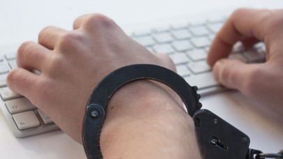 Uyuşturucuyu 'sanal ortamda' özendirenlere yakın takip