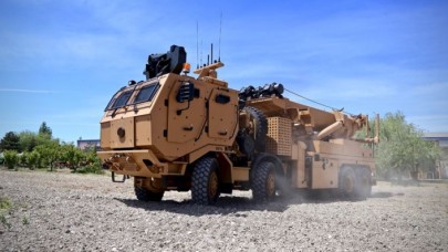 Zırhlı askeri araçların 'cankurtaran'ı kışla yolunda