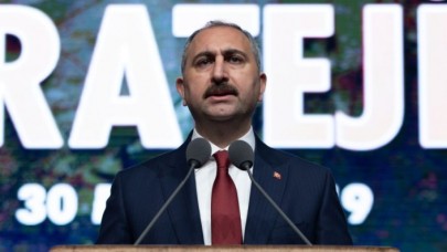 Adalet Bakanı Gül: '82 milyonun reform iradesidir'
