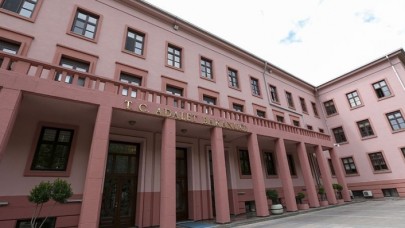 Adalet Bakanlığı bu yıl 12 bin 713 personel alacak