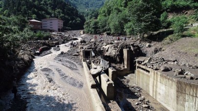 Araklı'daki sel felaketinde ölü sayısı 7'ye yükseldi