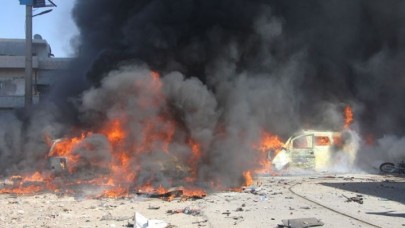 Azez'de art arda iki patlama