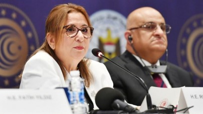 Bakan Pekcan: Irak ile karışıklı yatırımların artırılması için gerekli adımları atacağız