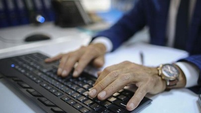 Bakan Selçuk aileleri uyardı: 128 içeriğe müdahale edildi