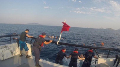 Muğla'da tekne battı,  12 göçmenin cansız bedenine ulaşıldı