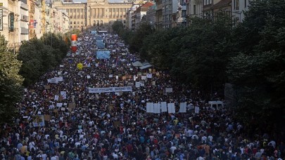 Çekya'da 'komünizmin çöküşünden bu yana en büyük' protesto gösterileri