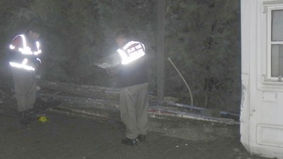 Dehşete düşüren olay! 'Kedin üzerime pisledi' deyip boğazını kesti