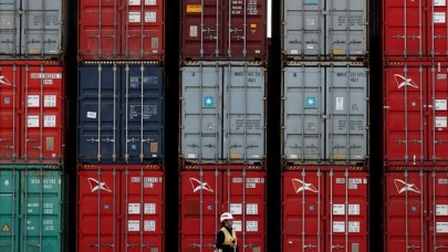 Ege Bölgesi ilk çeyrekte 1, 8 milyar dolar dış ticaret fazlası verdi