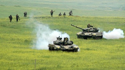 Ermenistan-Azerbaycan cephe hattında çatışma