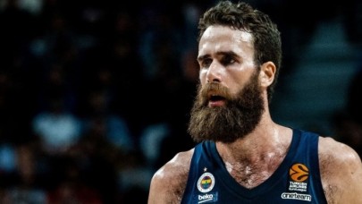 'Fenerbahçeli Datome hafıza kaybı yaşadı,  ambulans hastaneye götürmedi' iddiası