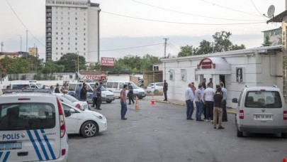 Gece kulübünü basıp pompalı tüfekle ateş açtılar