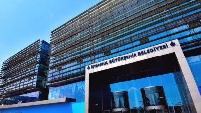 İBB'de deprem: 9'u birden istifa etti!