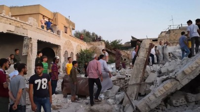 İdlib'e hava saldırıları: 4 ölü,  9 yaralı