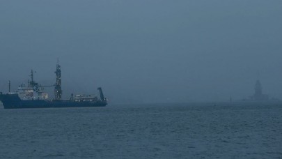İstanbul Boğazı gemi geçişlerine kapatıldı