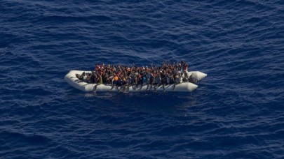 İtalya hükümeti Akdeniz'de kurtarılan düzensiz göçmenleri almıyor