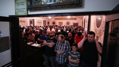 Kadir Gecesi'nde New Jersey'de camiler doldu taştı