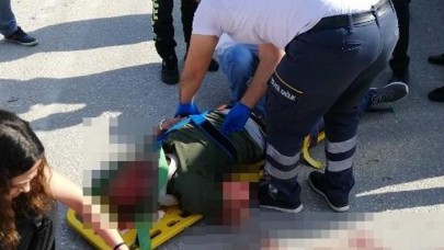 Kamyonetin çarptığı motosikletin sürücüsü ağır yaralandı