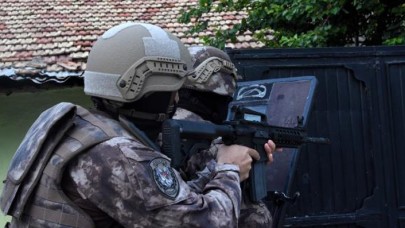 Konya'da uyuşturucu satıcılarına şafak operasyonu