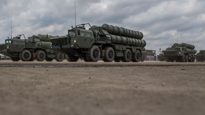 Kremlin: Türk ortaklarımızla işimiz S-400 anlaşmasını uygulamak