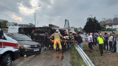 Maltepe'de zincirleme kaza! 8 araç birbirine girdi