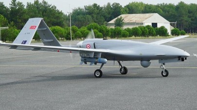 Milli SİHA Bayraktar TB2 100 bin uçuş saatini tamamladı