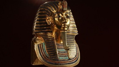 Mısır İngiltere'den firavun Tutankhamun'un altın heykel başını istiyor