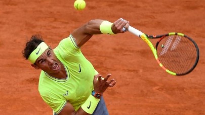 Nadal'dan tarihi şampiyonluk