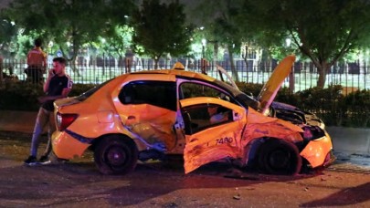 Polisin 'dur' ihtarına uymayan sürücü kaza yaptı: 2 yaralı