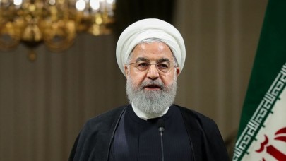 Ruhani'den 'İran nükleer anlaşmaya tek başına devam edemez' uyarısı