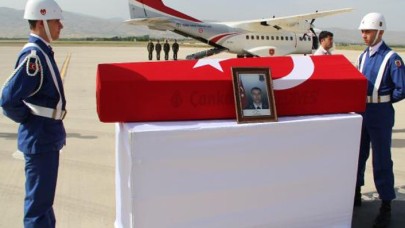 Şehit Uzman Onbaşı Eren için Elazığ'da tören