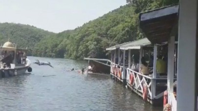 Şile'de çardak çöktü,  vatandaşlar göle düştü