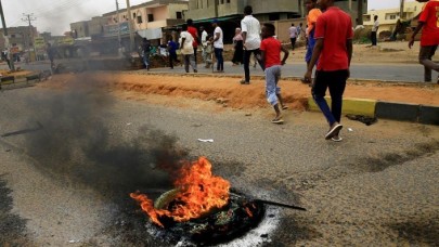 Sudan'da ölü sayısı 100'ü geçti; THY seferleri iptal etti