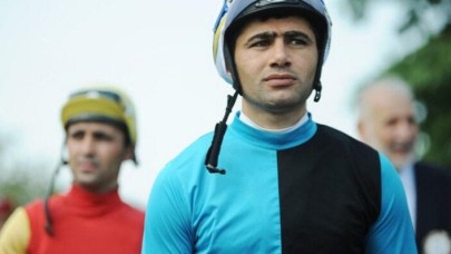 Yengesine tecavüzden yargılanıyordu! Ünlü jokeyin cezası belli oldu