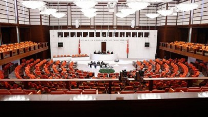 Yeni askerlik düzenlemesi salı günü oylanacak