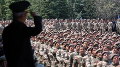 Yeni Askerlik sistemi yürürlüğe girdi