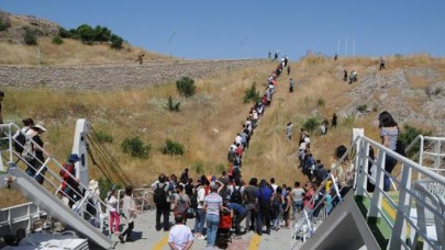 Yer: Tunceli... Akın akın gidiyorlar