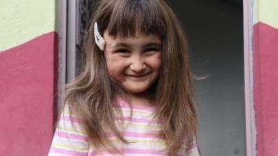 Zeynep'in 'peruk' hayali gerçek oldu