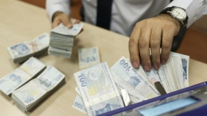 Ziraat Bankası,  bir günde 5, 2 milyon emekliye ödeme yaptı