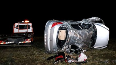 15 yaşındaki çocuğun kullandığı otomobil devrildi: 1 ölü,  5 yaralı