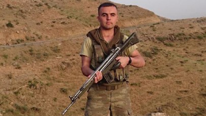 3 ay önce evlenen sözleşmeli er kazada hayatını kaybetti