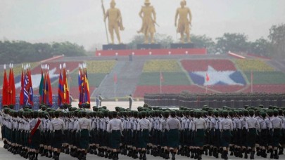 ABD'den Myanmarlı komutanlara ülkeye giriş yasağı