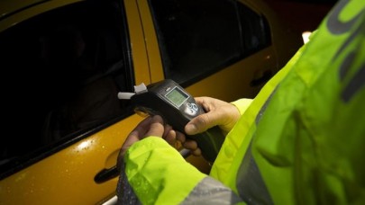 Alkol denetimlerinde 6 bin 592 araç trafikten men edildi